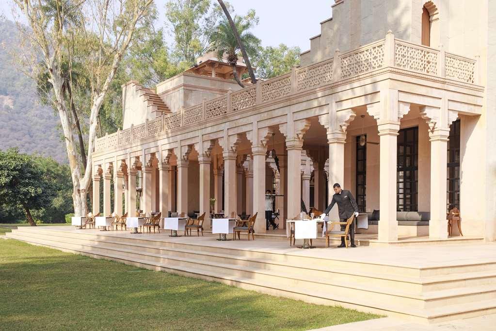 Отель Amanbagh Ajabgarh Ресторан фото