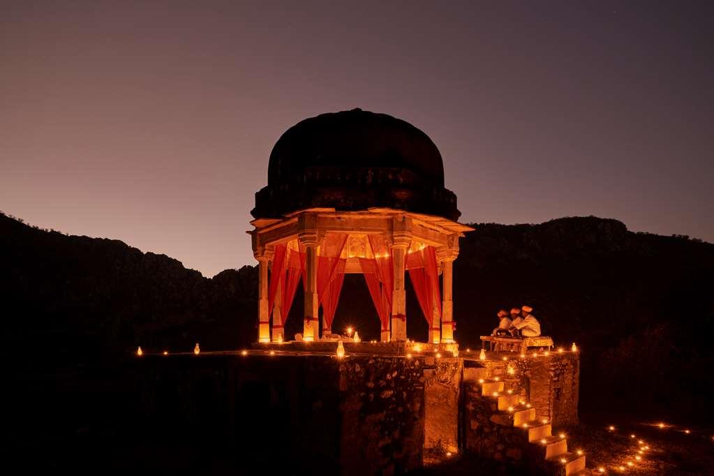 Отель Amanbagh Ajabgarh Удобства фото